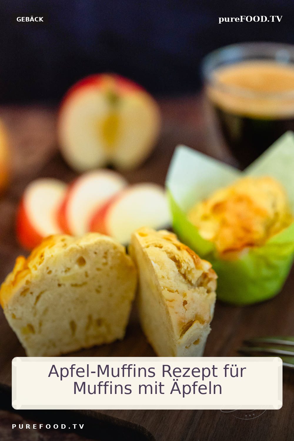 Unser leichtes Apfel Muffin Rezept für fruchtige und leckere Muffins mit Äpfeln. Mein bestes Muffin Rezept das man auch mit Blaubeeren, Himbeeren oder Schokolade machen kann. Weihnachtlich werden diese Apfelmuffins durch das beifügen von Zimt.
