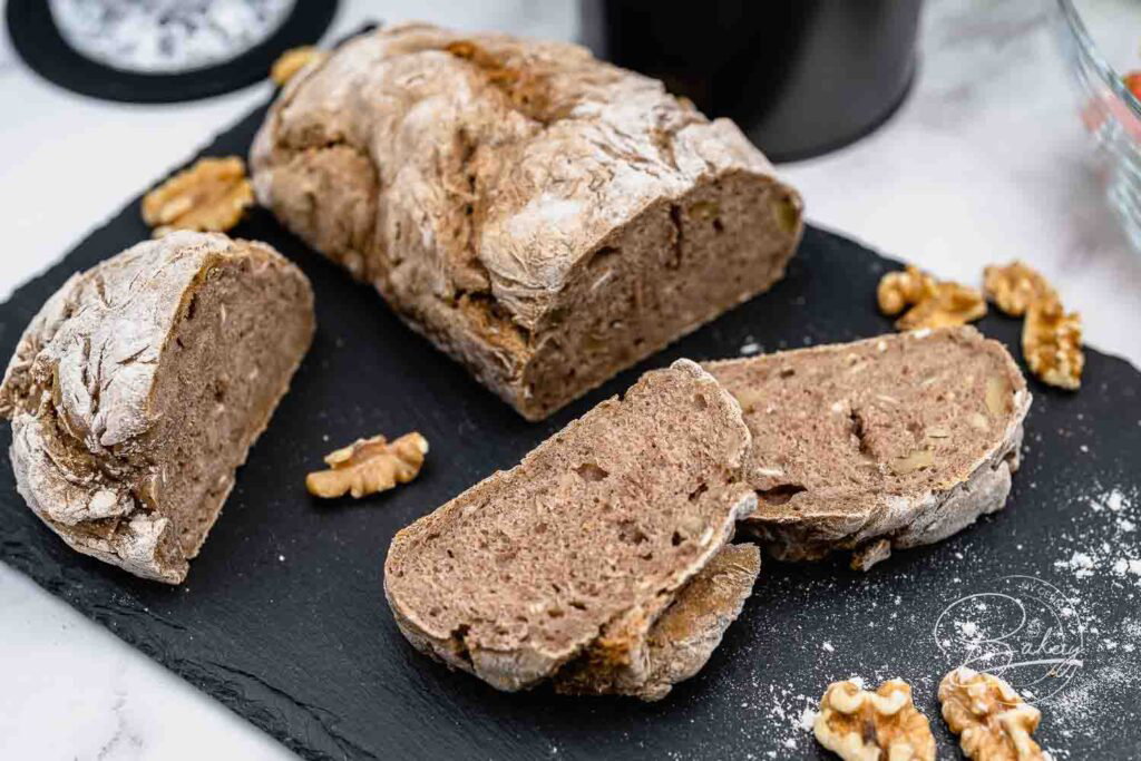 Wholemeal bread recipe - dark bread easy homemade - simple, fast, delicious - dark bread baking - wholemeal bread with walnuts - healthy and fluffy bread for breakfast or as a dinner bread with a salad