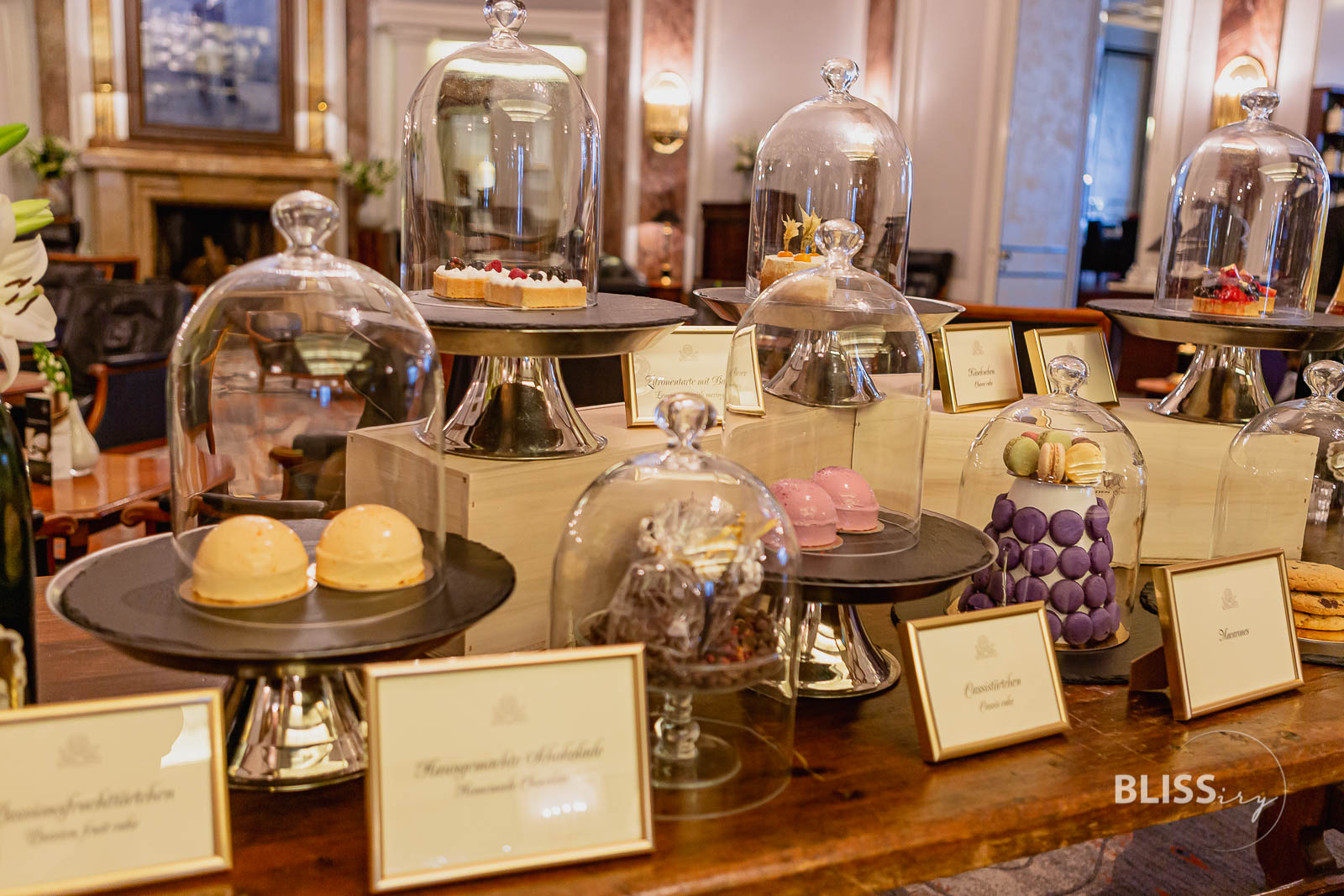 Atlantic Hotel Kempinski Hamburg - Luxushotel an der Alster - Ballrooms und Meeting Space - Flexible Boardrooms und Luxus-Gastronomie - Inroom-Dining und flambierte Desserts
