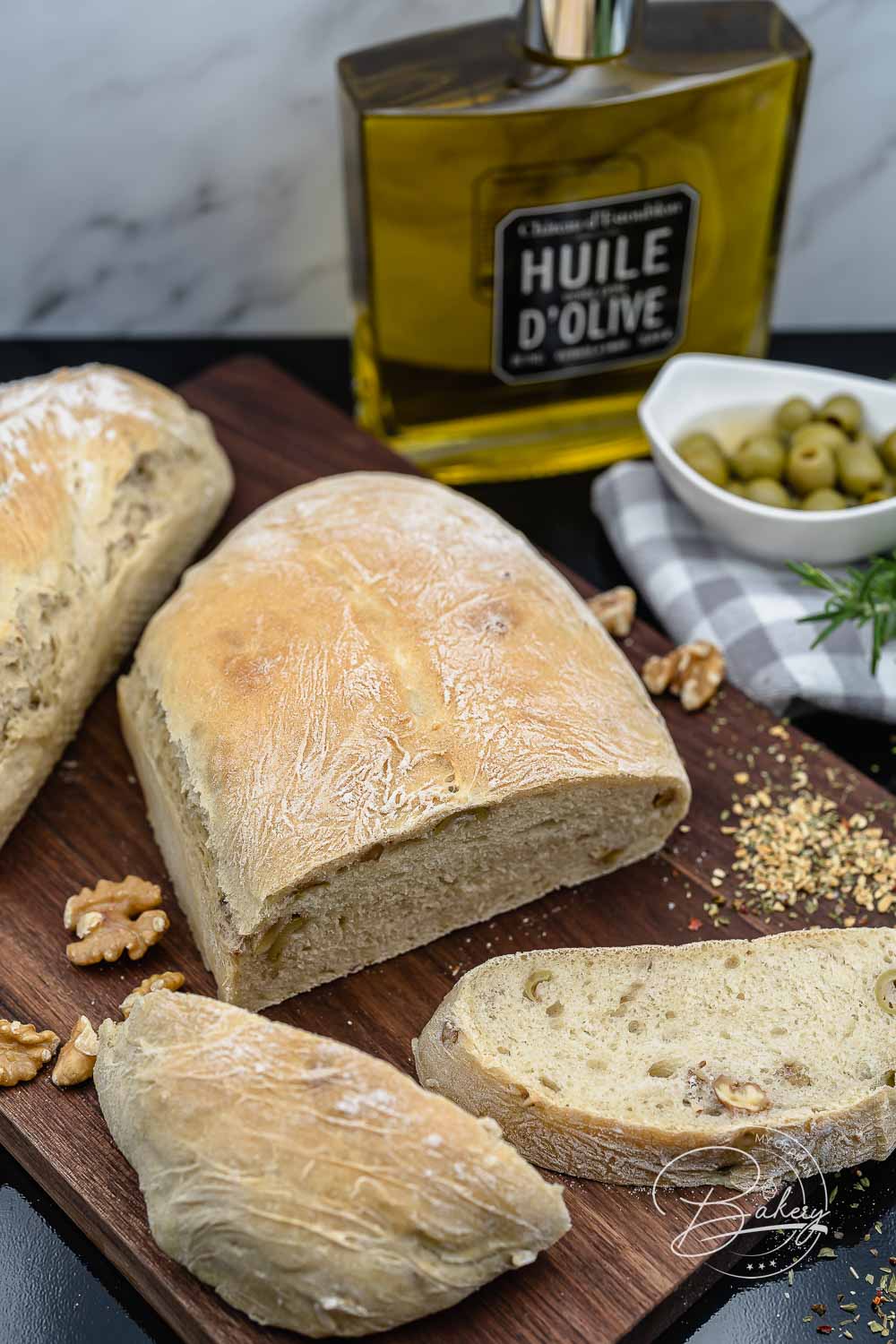Simple ciabatta recipe - delicious Italian bread as a dinner bread - best and easy ciabatta recipe for delicious Italian bread as dinner bread with salad, barbecue, pasta or even pure with olive oil,