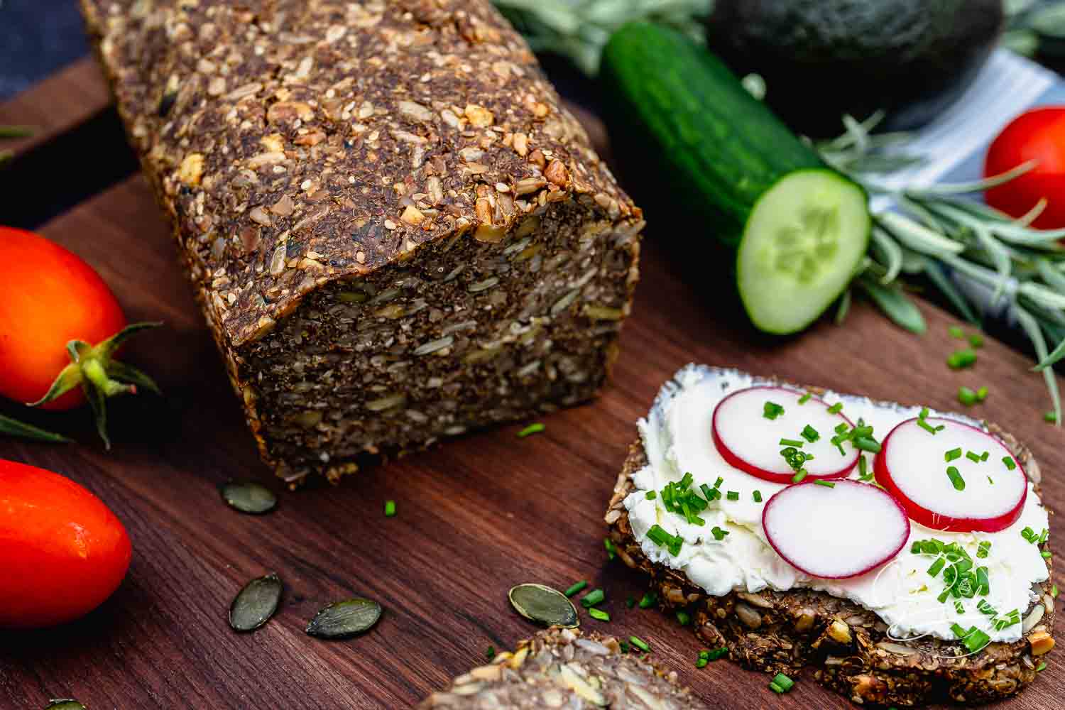 Seed Bread Grain Bread Recipe without Flour - Low Carb gluten free vegan - Recipe Seed Bread without Flour - Gluten Free - Vegan and perfect for the low carb diet - simple recipe - always succeeds