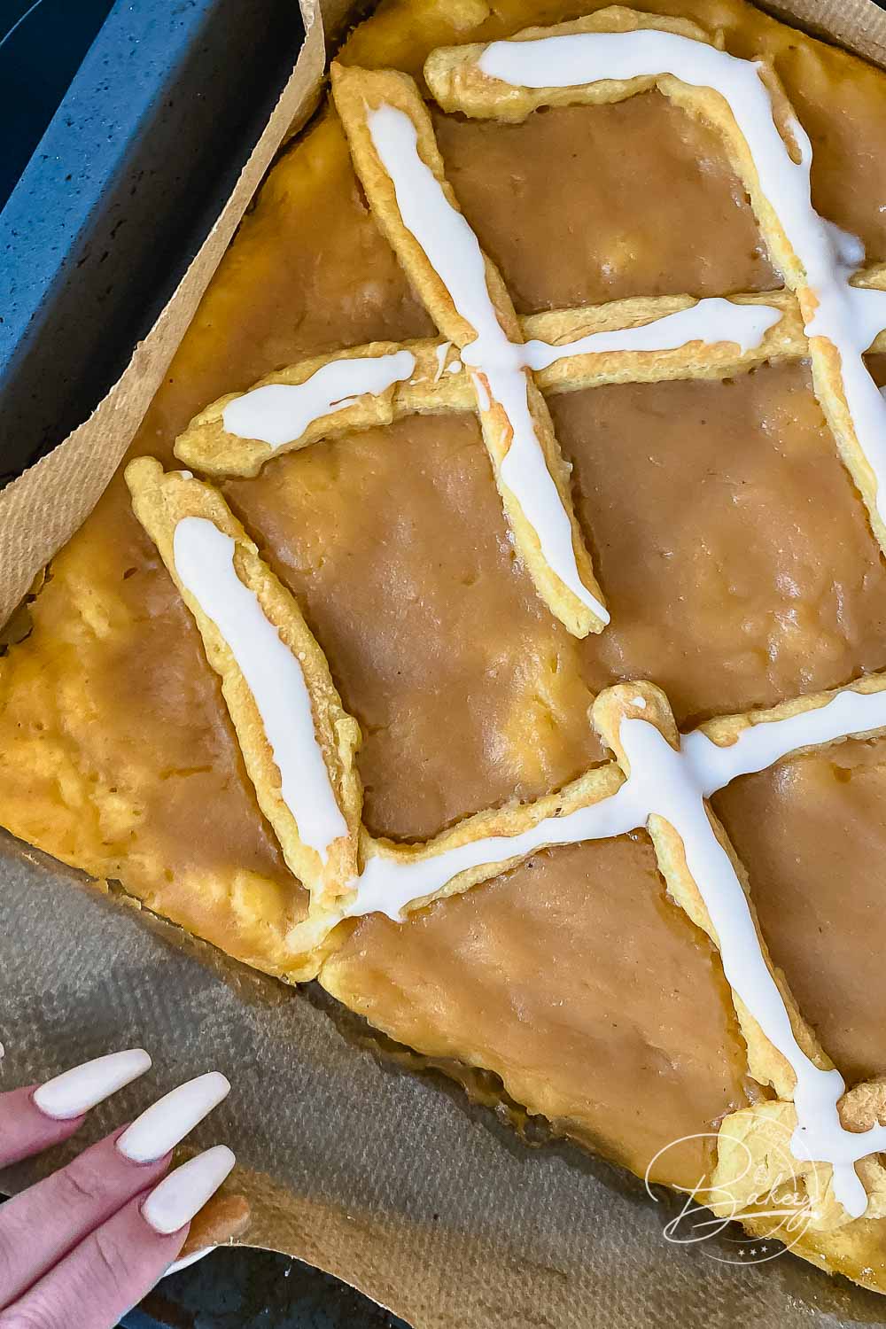 Simple sheet cake recipe with apple sauce - lattice cake as apple cake as a simple, quick and easy cake
