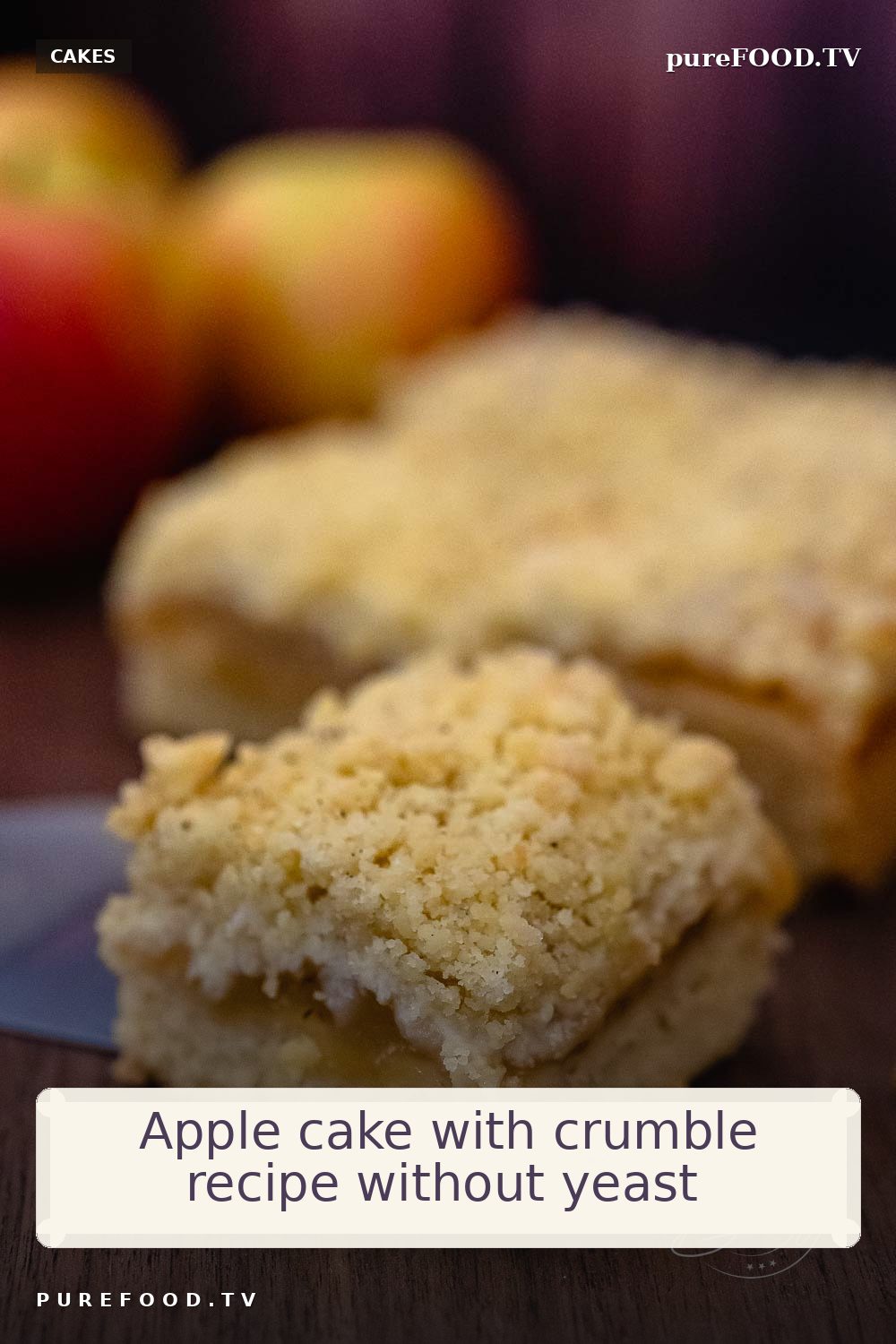 Simple and fast recipe for apple cake with crumble and applesauce or fresh apples. Our popular apple cake recipe without waiting and without tedious to peel apples in the oven and tastes really delicious, fluffy and through the crumble also slightly crunchy.